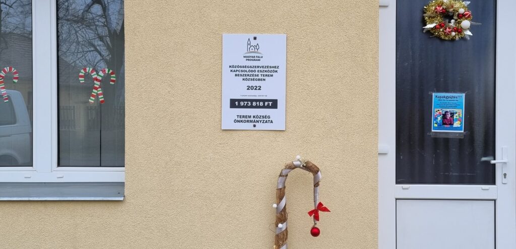 Integrált Közösségi és Szolgáltató Tér (IKSZT) ikszt tábla 2